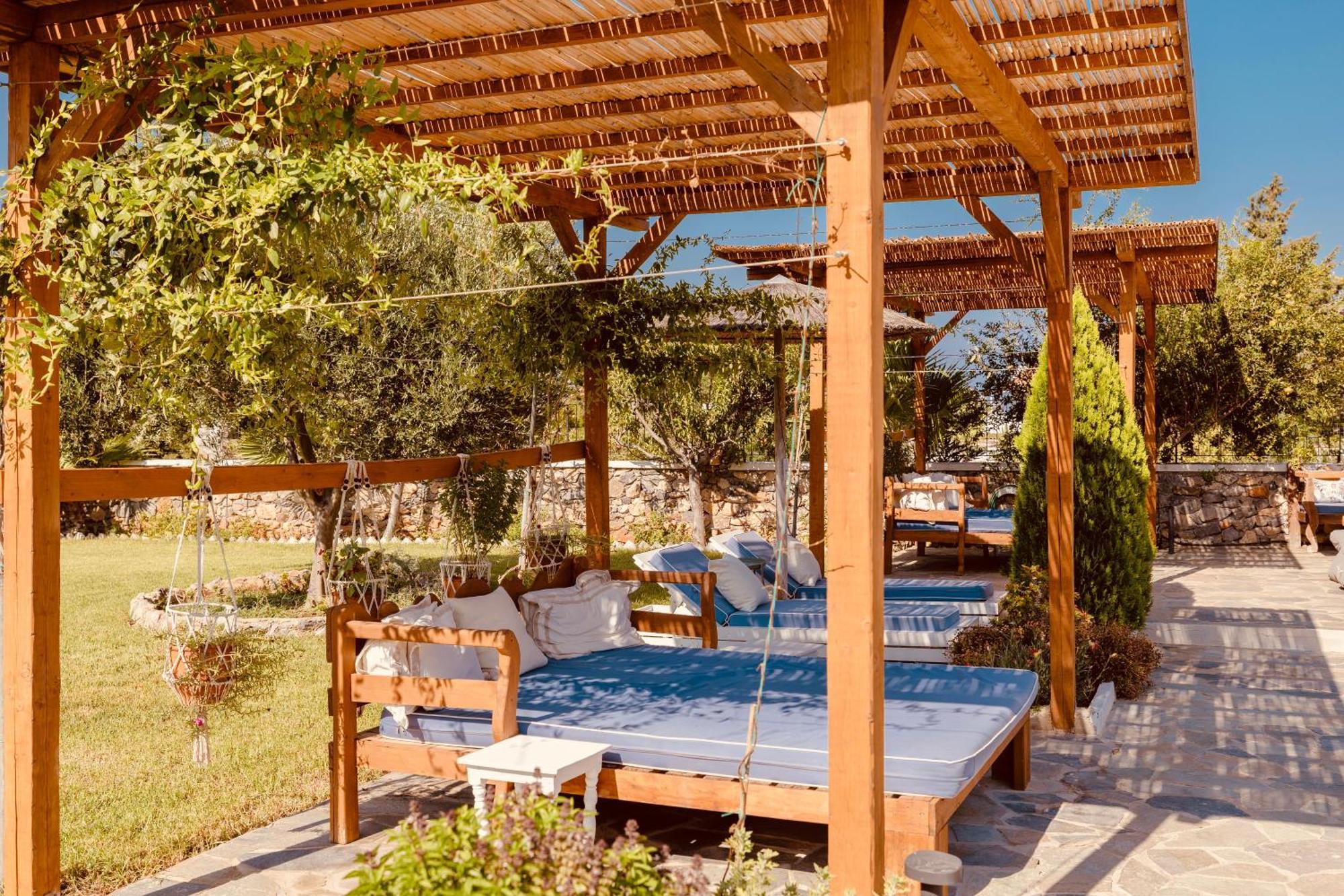 Caesars Gardens Hotel & Spa - Adults Only Lindos  Bagian luar foto