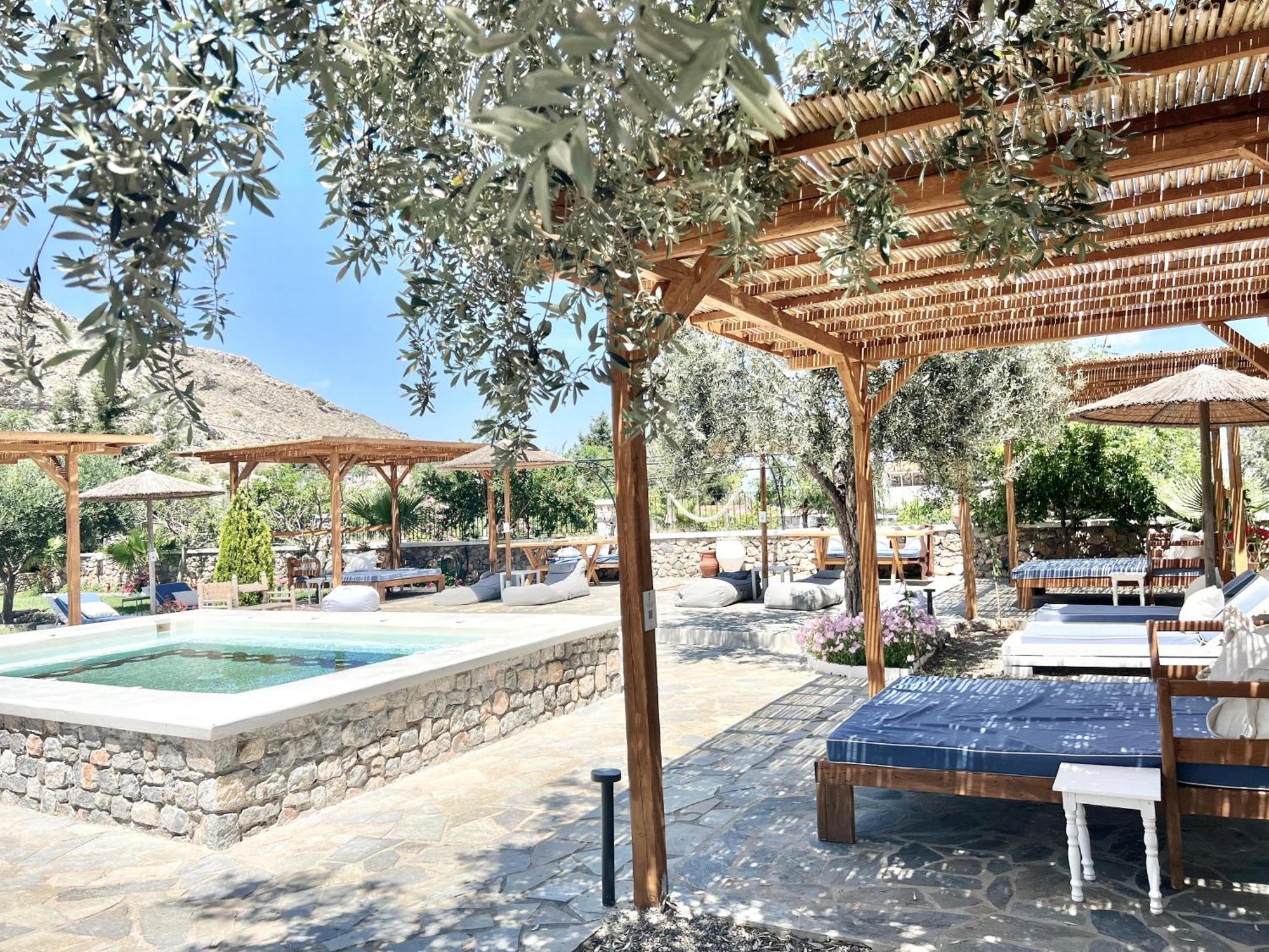 Caesars Gardens Hotel & Spa - Adults Only Lindos  Bagian luar foto